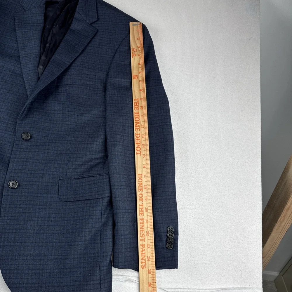 Jos A Bank Reserve Mens Dark Navy Plaid Sport Coat 39R Ethomas Fabric Office